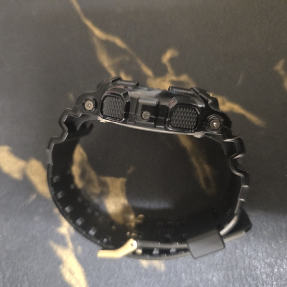 Men's Casio G-Shock Classic Resin Strap Watch with Black and Gold-Tone Dial - Picture 5 of 5